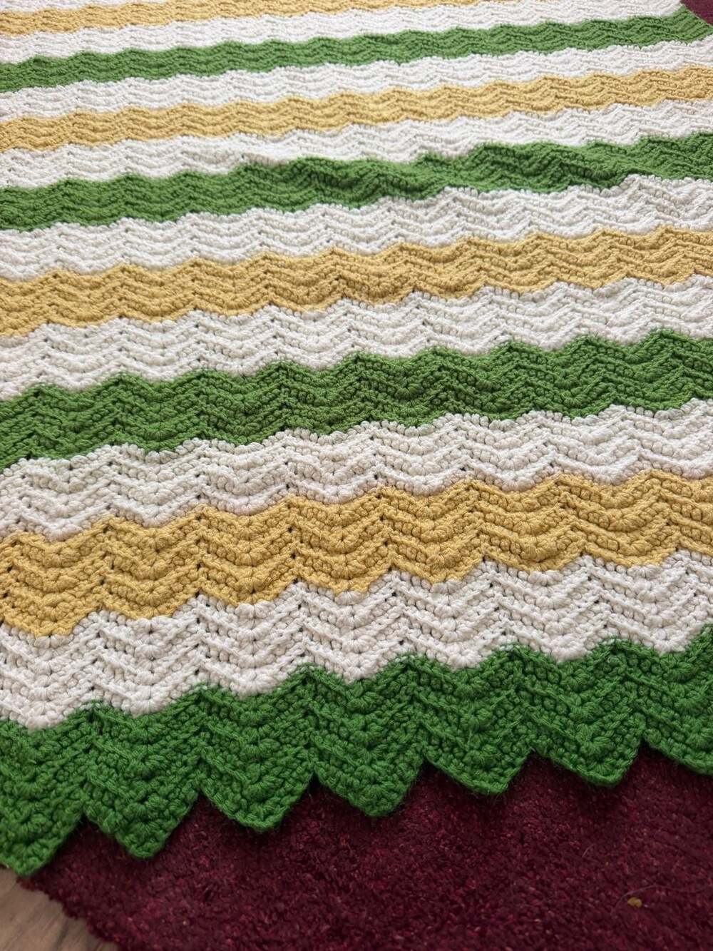 Vintage Handcrafted Crochet Chevron Afghan Green Yellow White 40 x 65 in